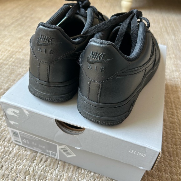 Nike Kids Air Force 1 Sneakers - Picture 8 of 8